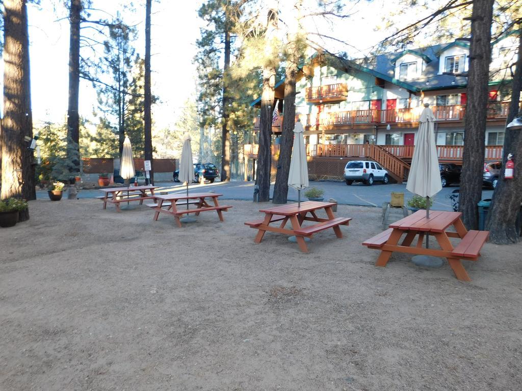 Honey Bear Lodge & Cabins Big Bear Lake Bagian luar foto