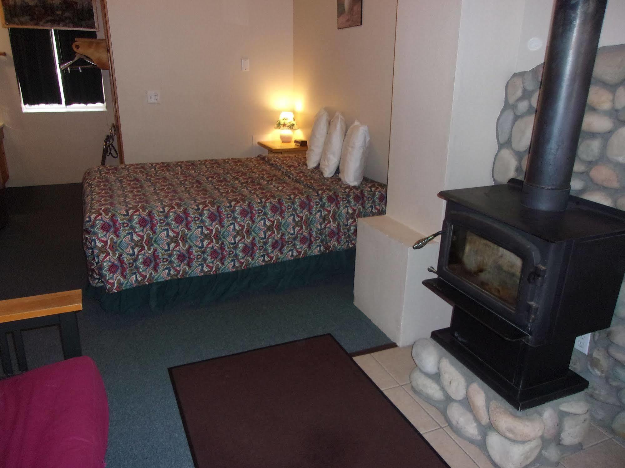 Honey Bear Lodge & Cabins Big Bear Lake Bagian luar foto