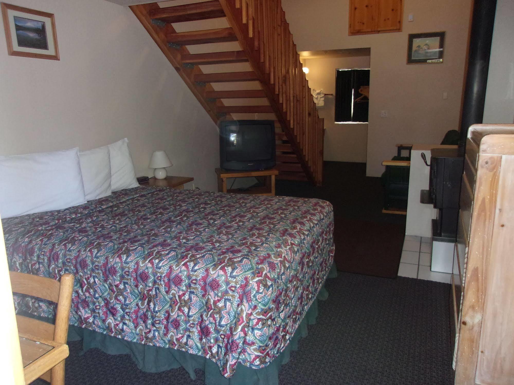 Honey Bear Lodge & Cabins Big Bear Lake Bagian luar foto