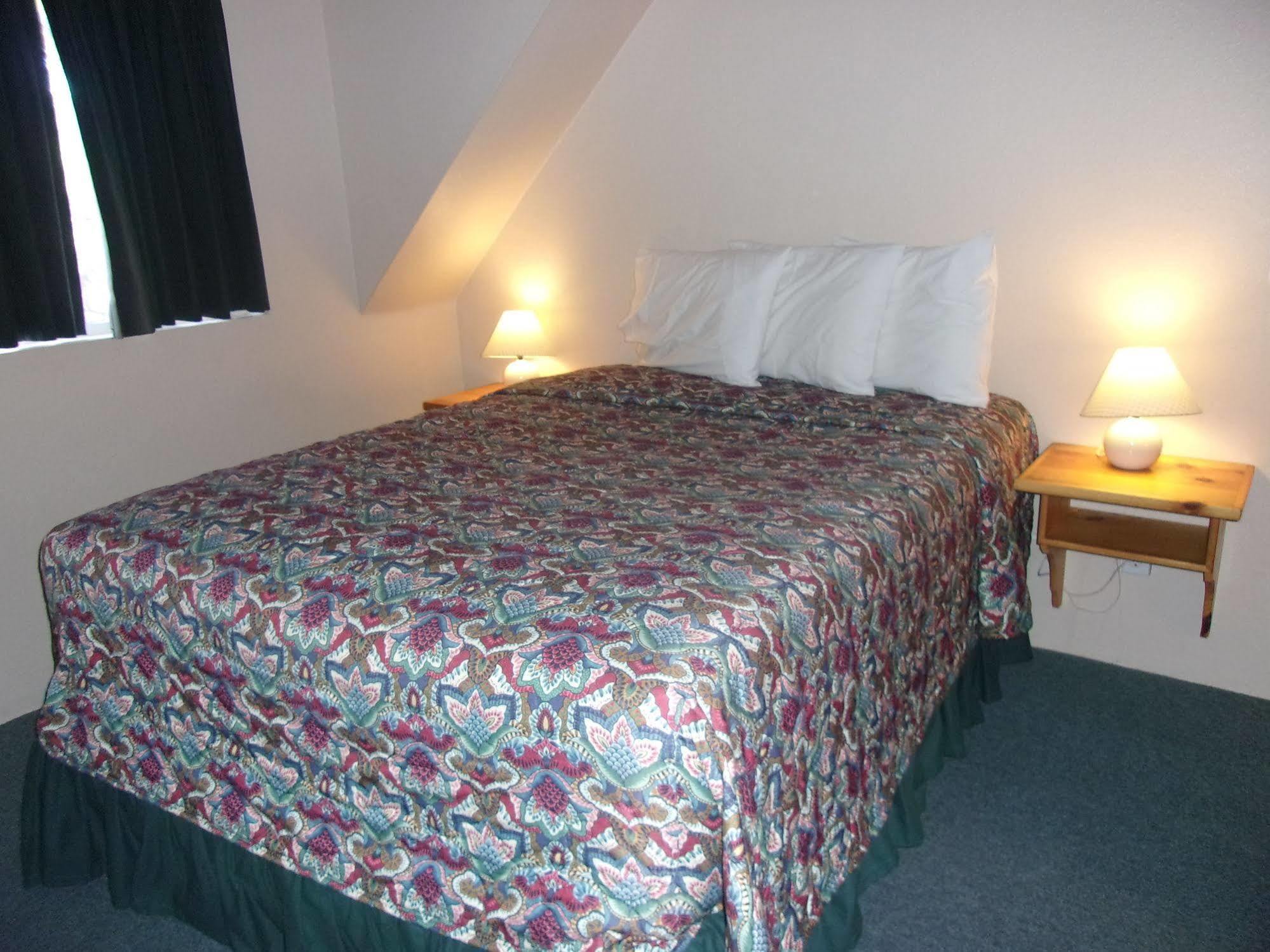 Honey Bear Lodge & Cabins Big Bear Lake Bagian luar foto