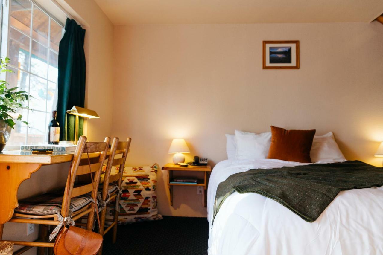 Honey Bear Lodge & Cabins Big Bear Lake Ruang foto